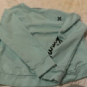 Hurley sweater